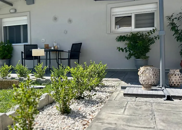 Poepoe Home Trikala